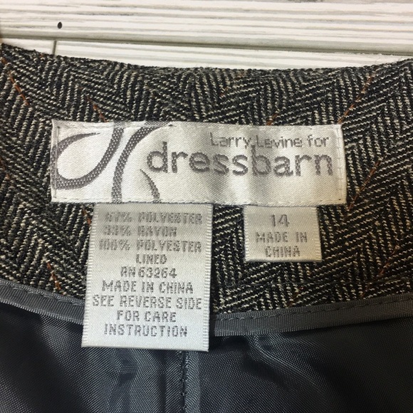 Dress Barn fully lined twill slacks - Picture 9 of 9